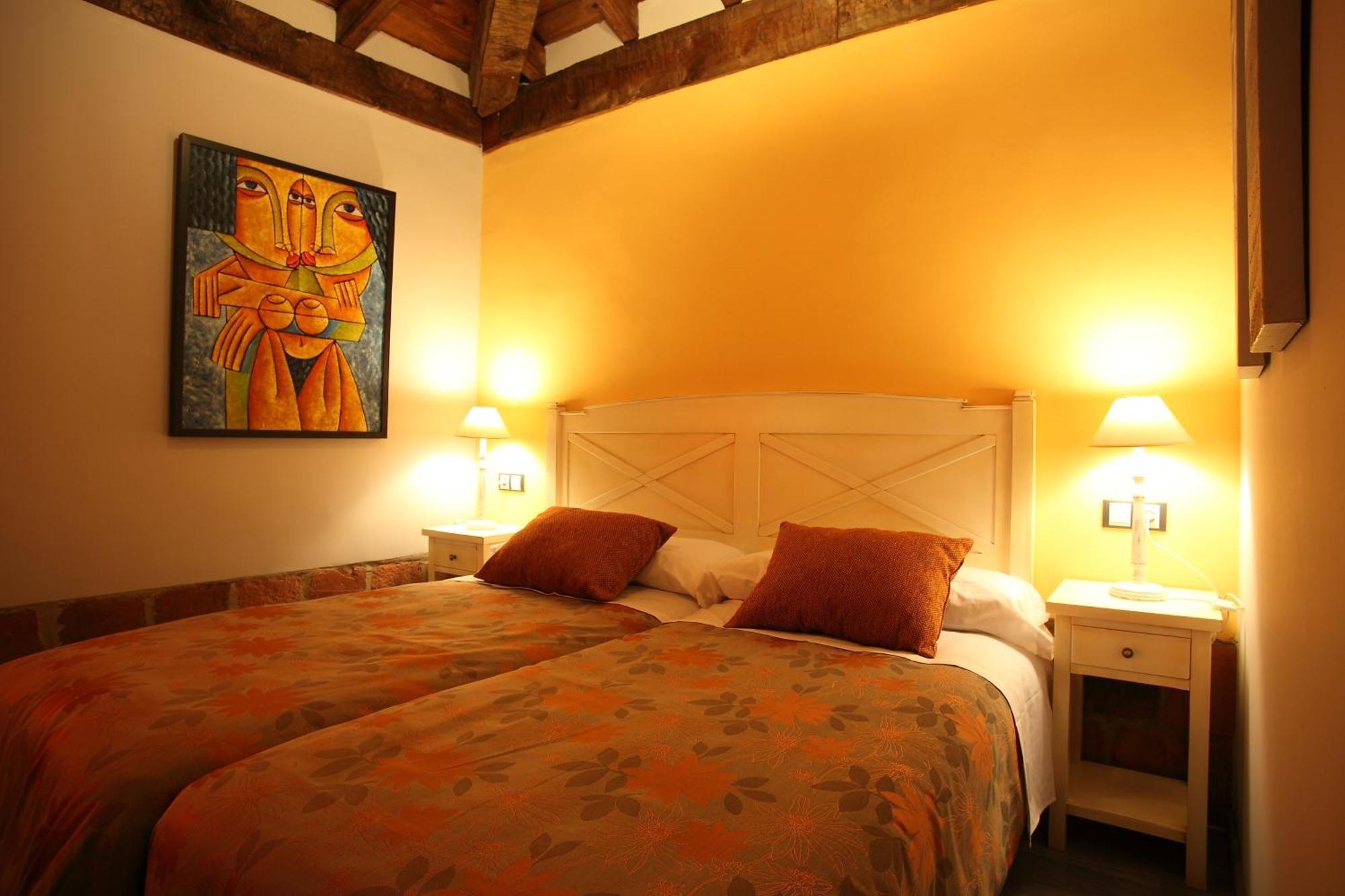 Douris Temple Hotel Soria Bagian luar foto
